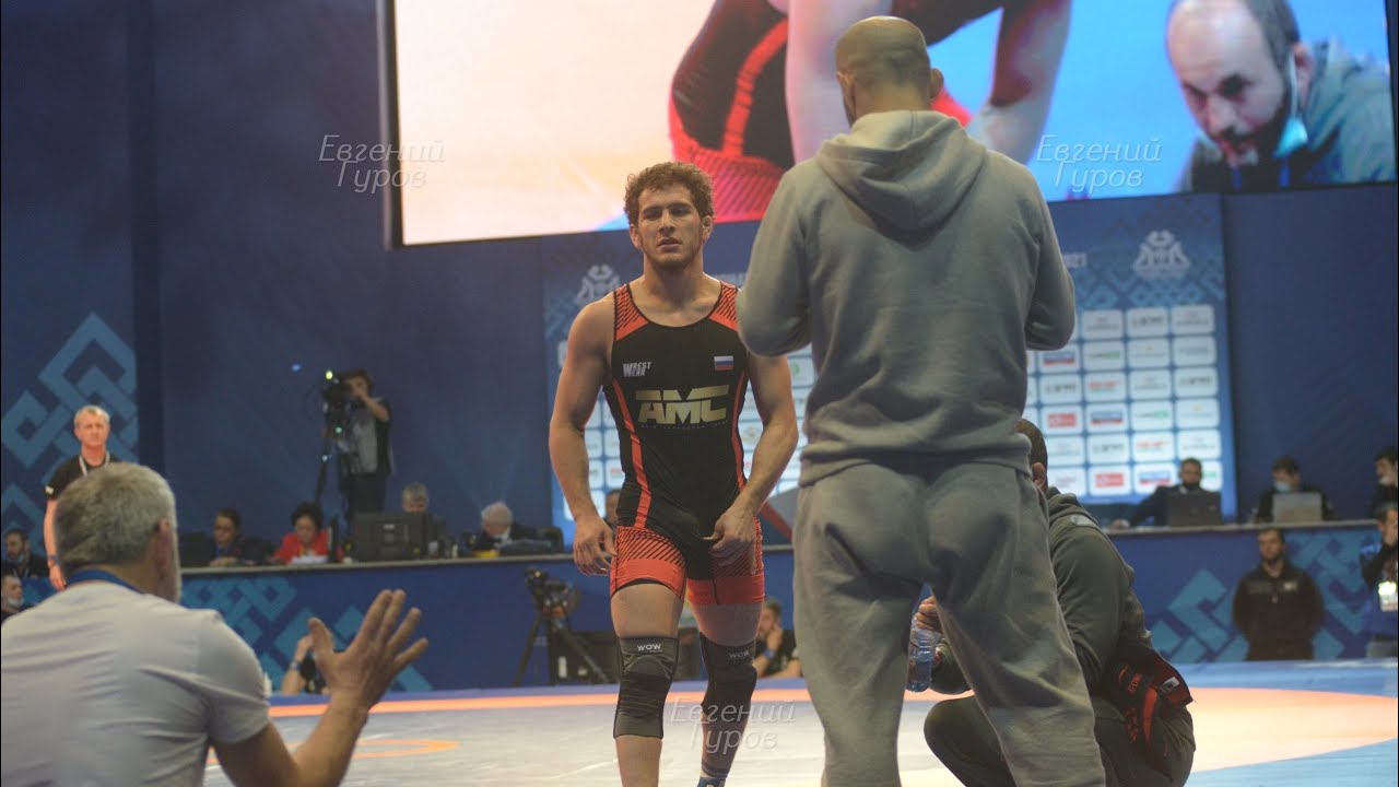 Бувайсар и Адам Сайтиевы секундируют полуфинал. Разамбек Жамалов - Магомедрасул Газимагомедов