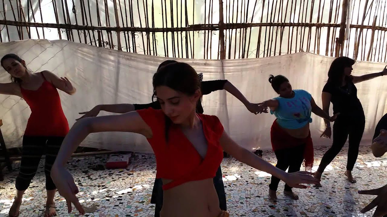 Tribal Fusion dance class with Jiva - YouTube