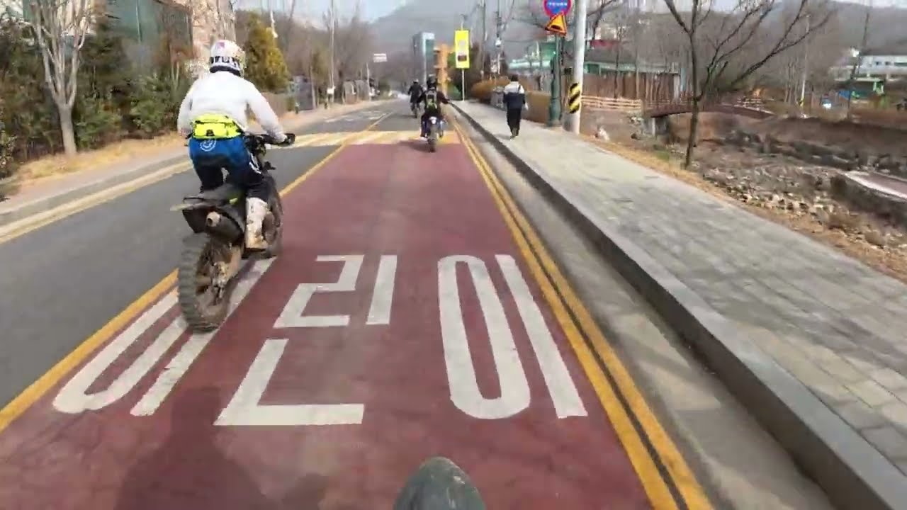 STARK VARG 주말엔듀로 소용돌이업힐 뿌시기 가슴마운트해보기