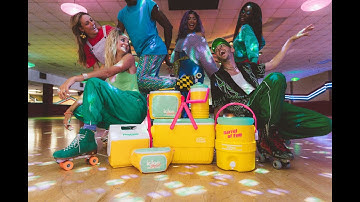 The Official Igloo Retro ‘N’ Roll Music Video