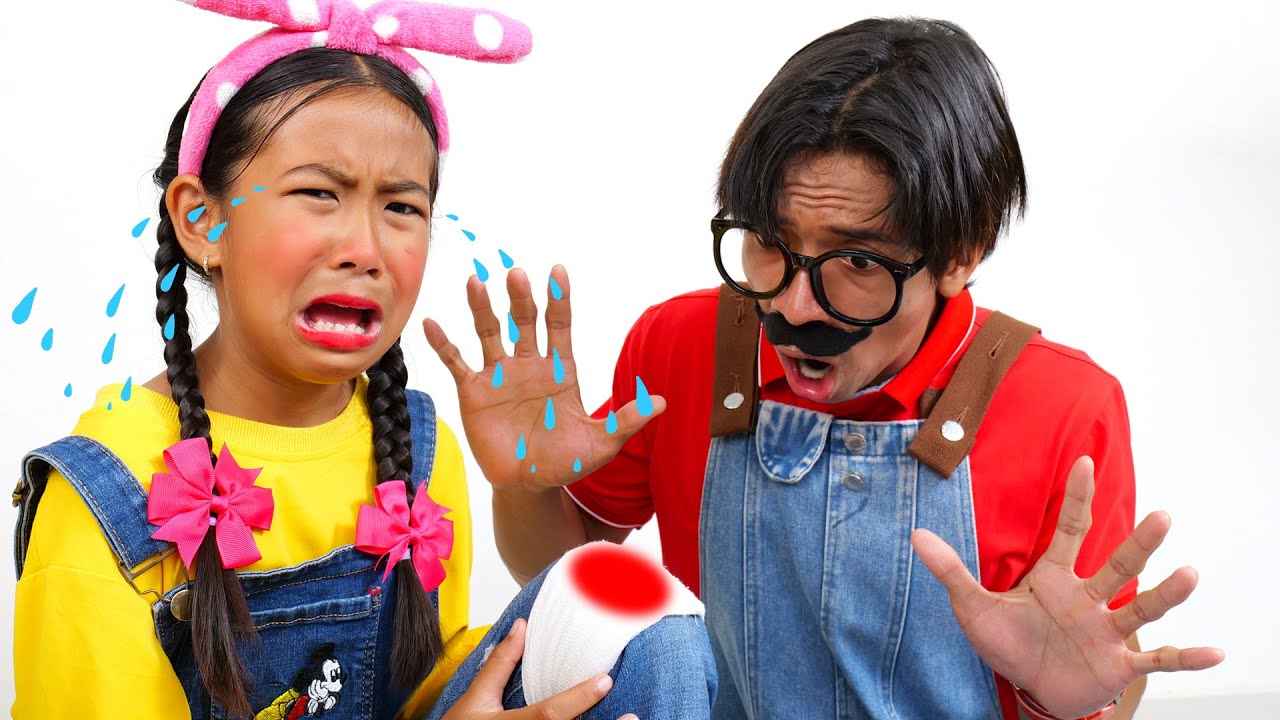 The Boo Boo Song with Baby and Daddy