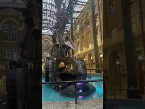 The Navigators Sculpture