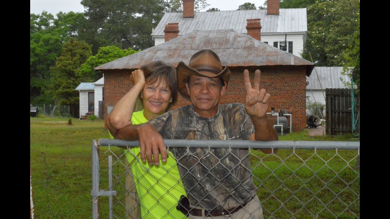 Society Hill, SC Crazy Blessed Farm Bed & Breakfast (formerly Cedar