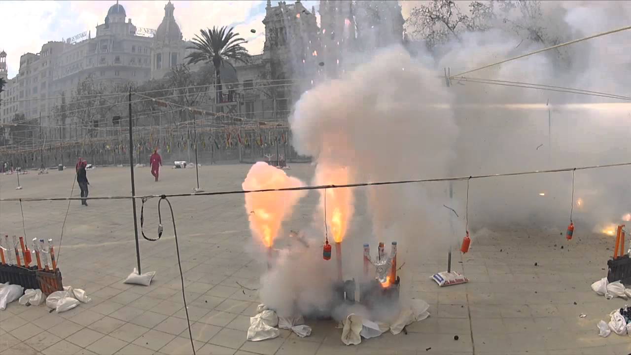 Vicente Caballer - Mascleta - Fallas de Valencia 2012