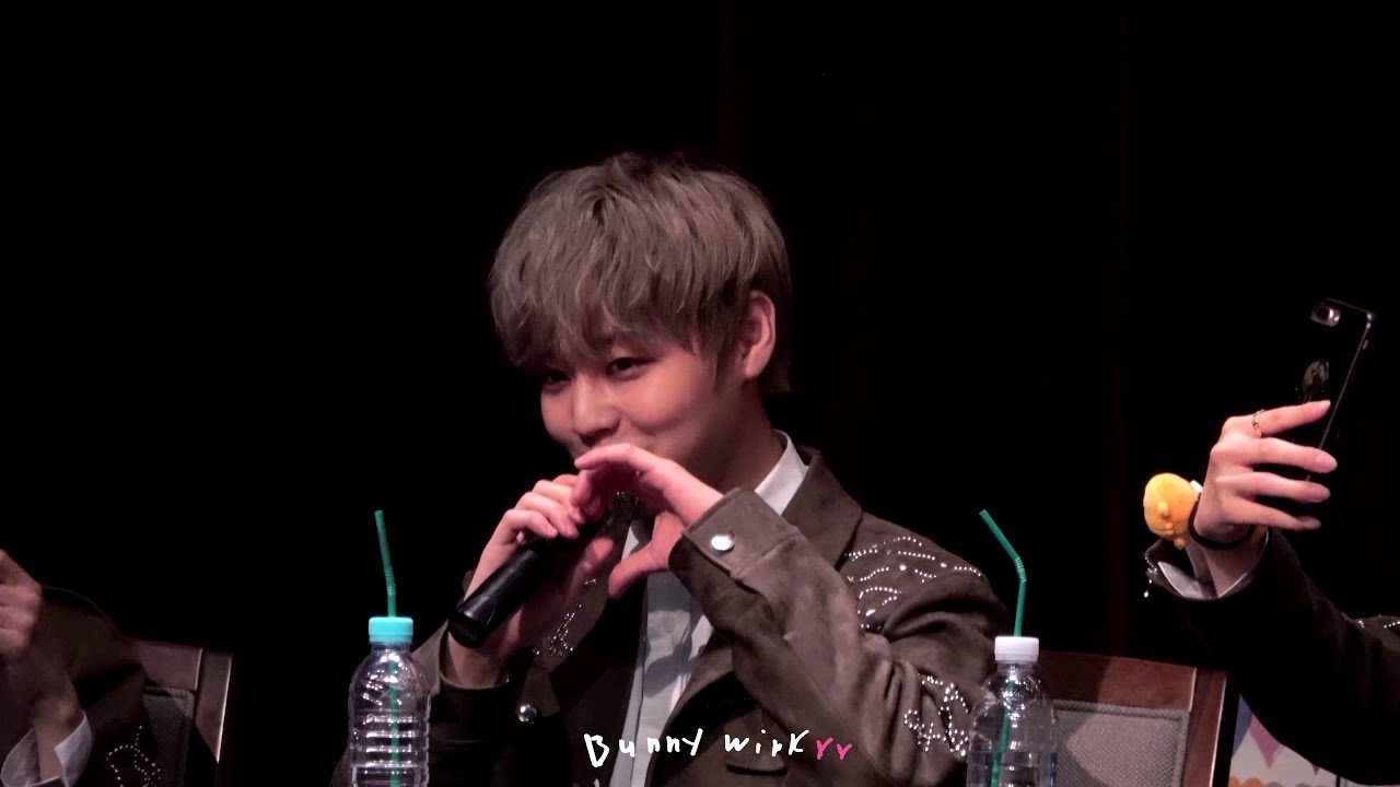 180331 Wanna One워너원 핫트랙스 팬싸인회  (4K focus. 박지훈 Park Jihoon)