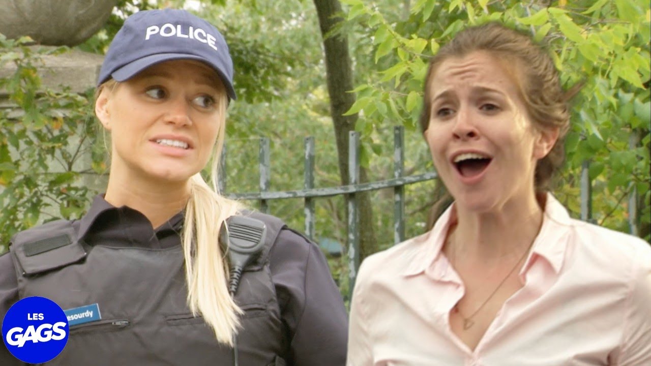 Sa sœur était policière et elle le lui cachait | Juste Pour Rire Les Gags