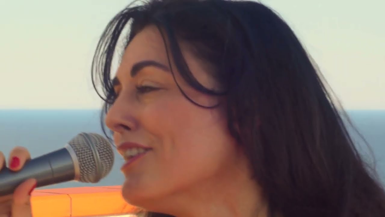 Paola Casella in Classic Neapolitan Medley