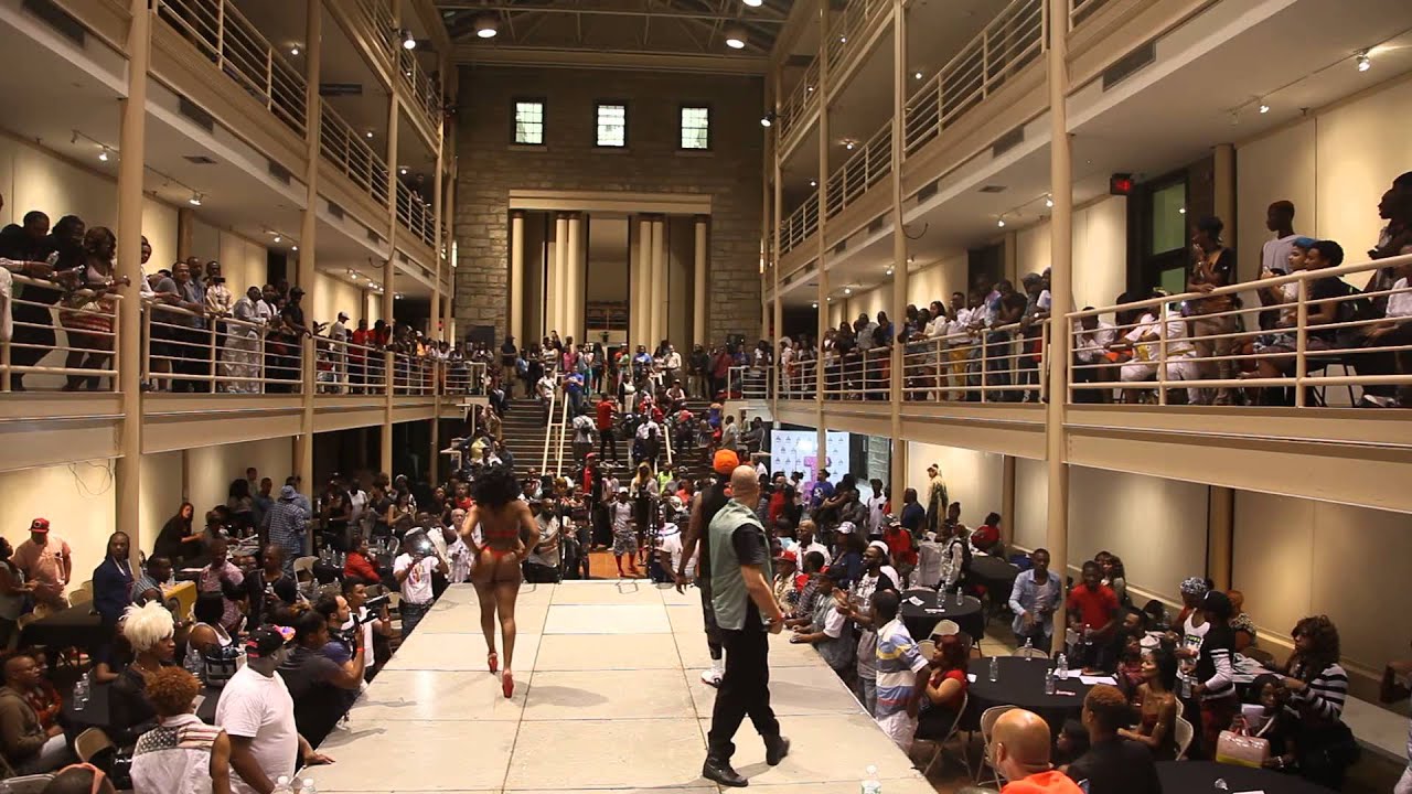 WOMENS SEX SIREN @ THE LEGENDARY CRYSTAL BALL