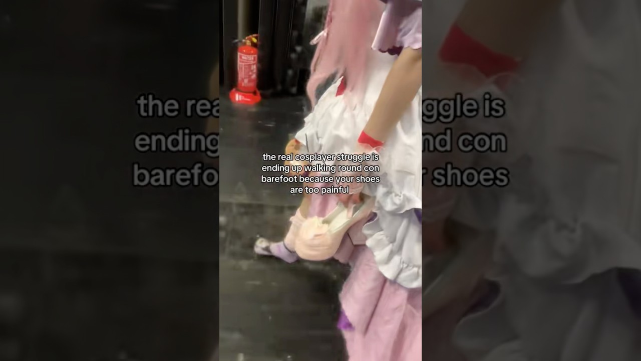 and THIS is why you always bring an extra pair . #madokami #madokamagica #madokamicosplay #cosplayer