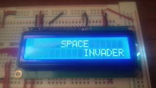 Ejercicio 9- Juego Space Invaders en pantalla LCD (mikroC)