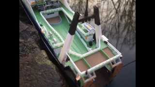 1:200 Model fishing trawler HELLER Roc Amadour