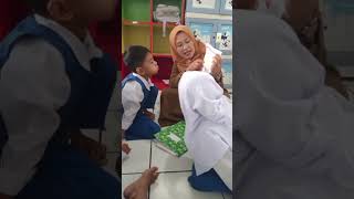Bu Wina Siti Mustajabah,S.Pd