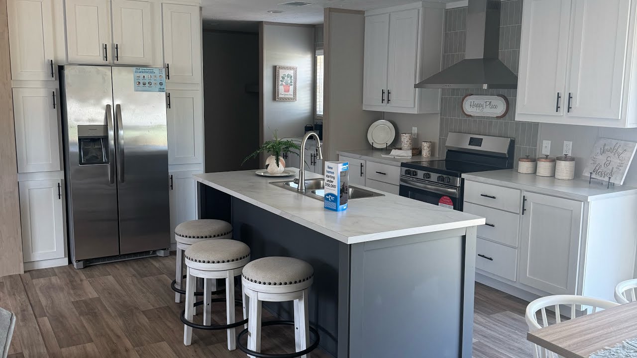 tour-this-energy-efficient-manufactured-home-perfect-for-any-budget