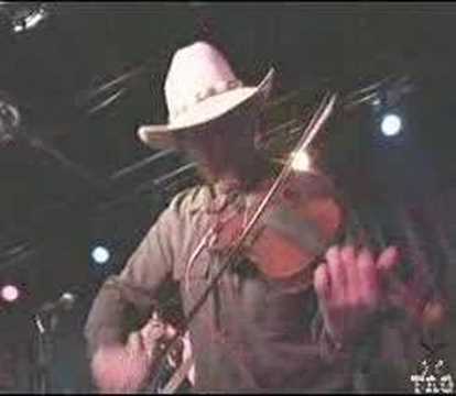 whiskey women and cowboy singin' Live at Grapestreet