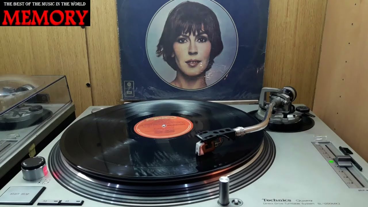 Helen Reddy - Leave Me Alone (Ruby Red Dress) (1975)