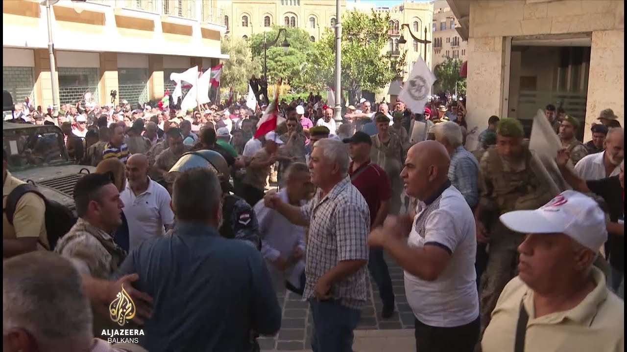 لبنان في حالة توتر مع سعيه للحصول على المال
