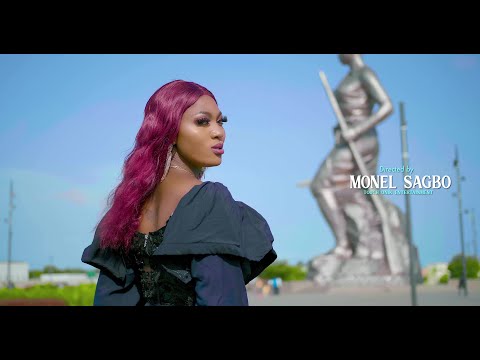 La chocolette feat Acquilin Givenchy -Akwaba Benin (Clip officiel)