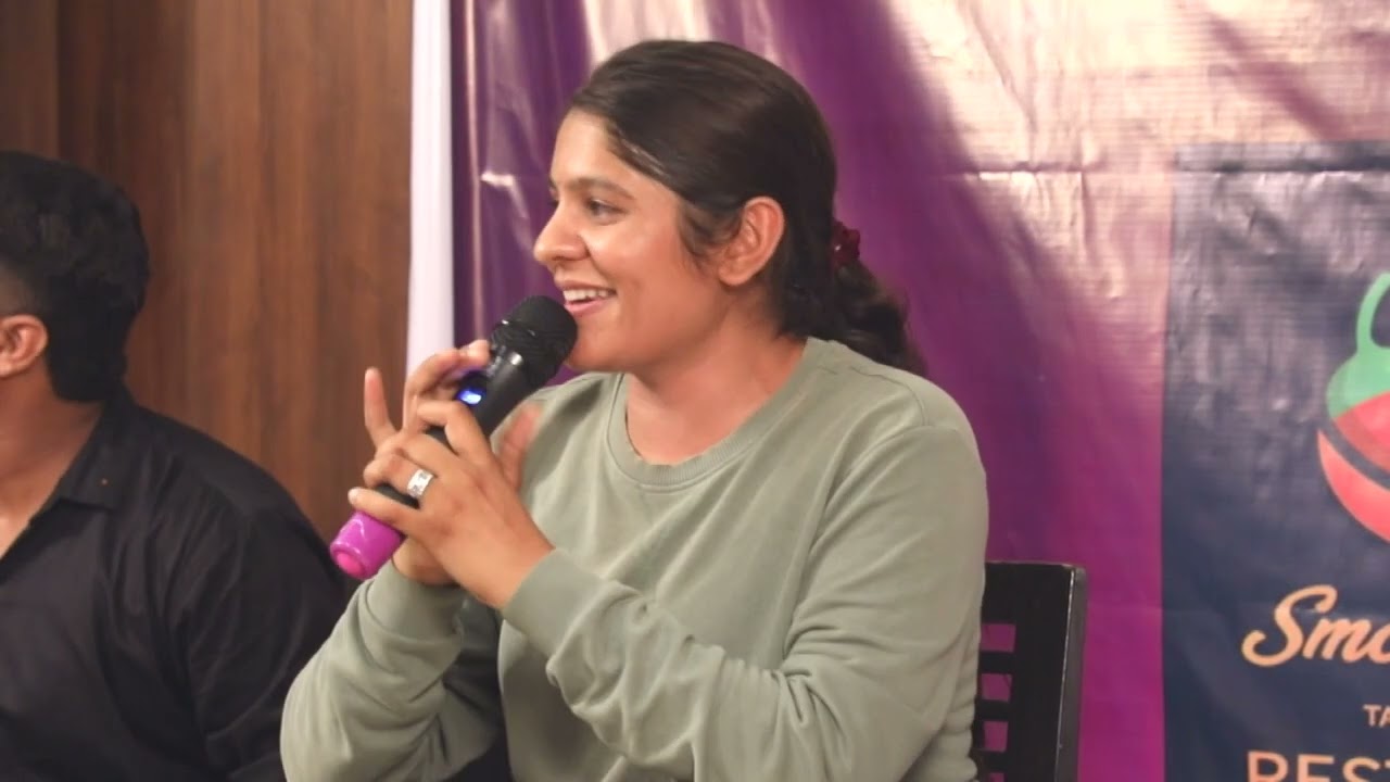 AARATI SANGANI  VESU  SURAT PARTH STUDIO Mo 98240 99302