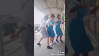 Baraboss Budak Sekolah