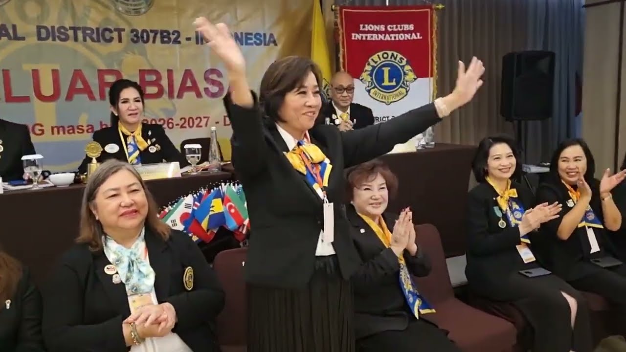 RAPAT LUAR BIASA LIONS INTERNATIONAL DISTRIK 307 - B2