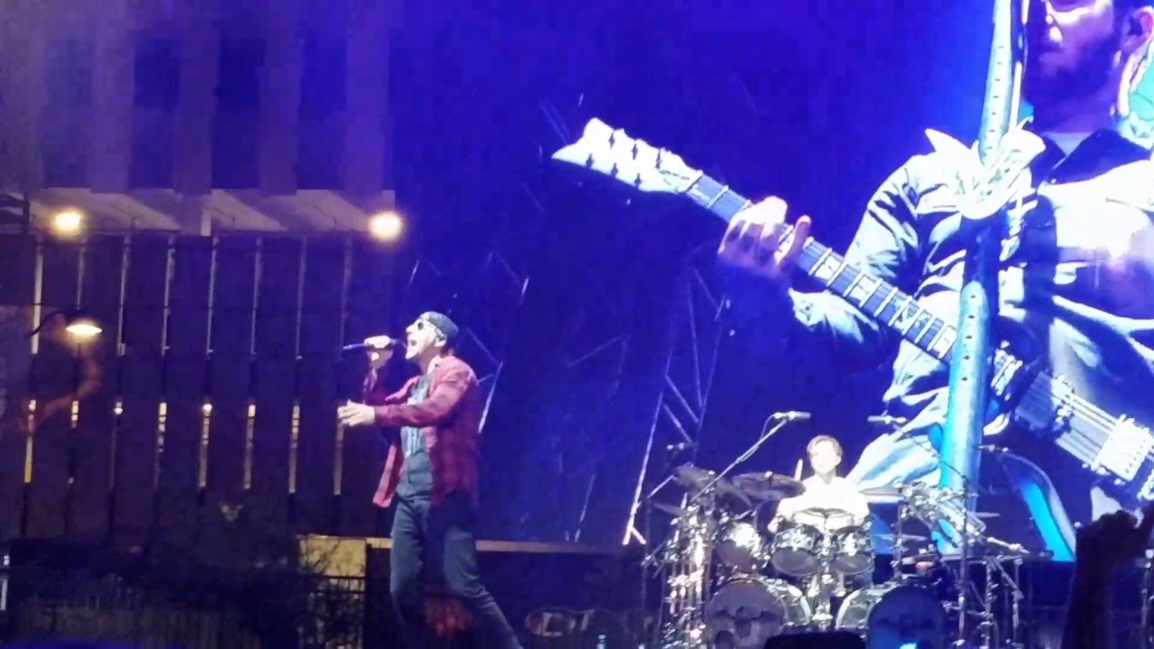 Avenged Sevenfold - Afterlife (Live) Las Rageous DLV, NV