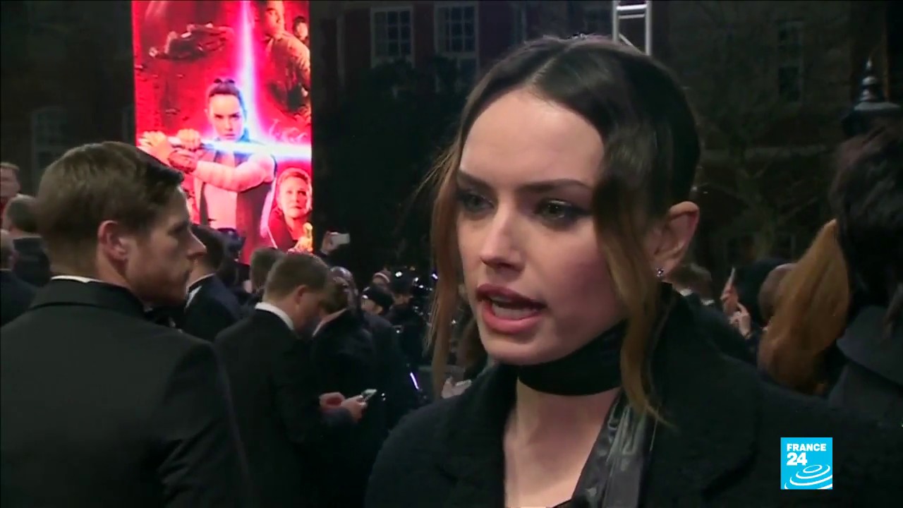 Daisy Ridley at "Star Wars: The Last Jedi" premiere