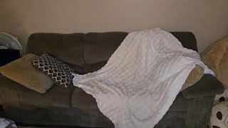 Super soft throw!