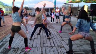 Видео: NEW crazy BOOTY dance (and dancehall) performance by FRAULES gyals