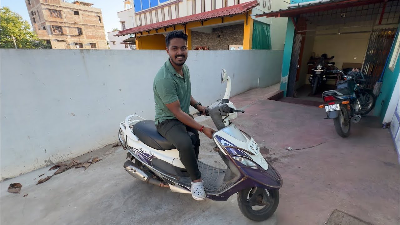 Nodi Nam Scooty Kathe Enu Antha 😂🤦