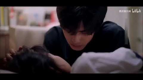 【Danh nghĩa người nhà】Lăng Tiêu hôn lén bị Tiêm Tiêm phát hiện