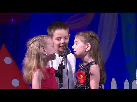 ,,All together now\"