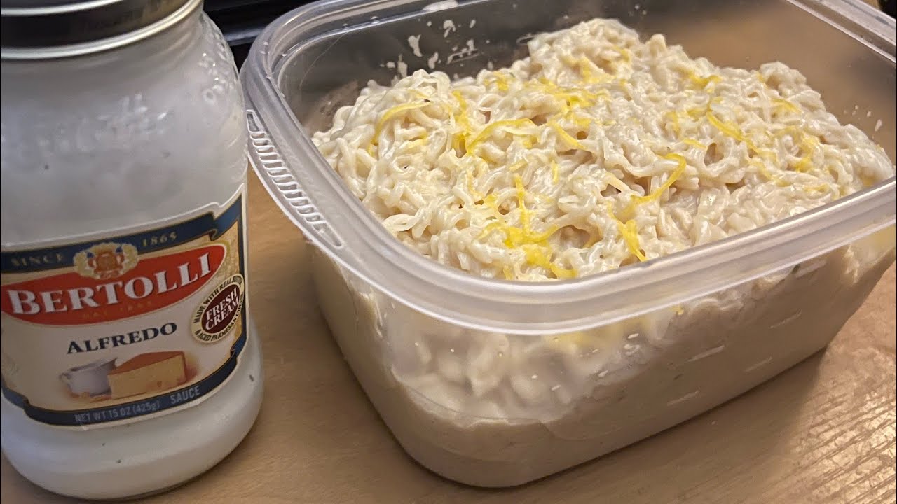 Shrimp ramen noodles with Alfredo sauce YouTube