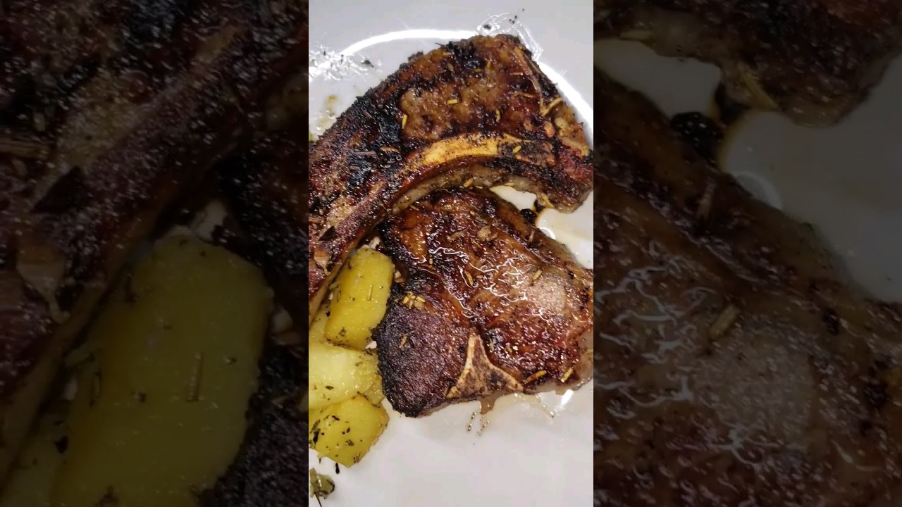 Lamb chops with potatoes 