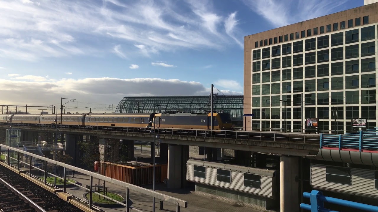 Intercity direct crossing at Sloterdik