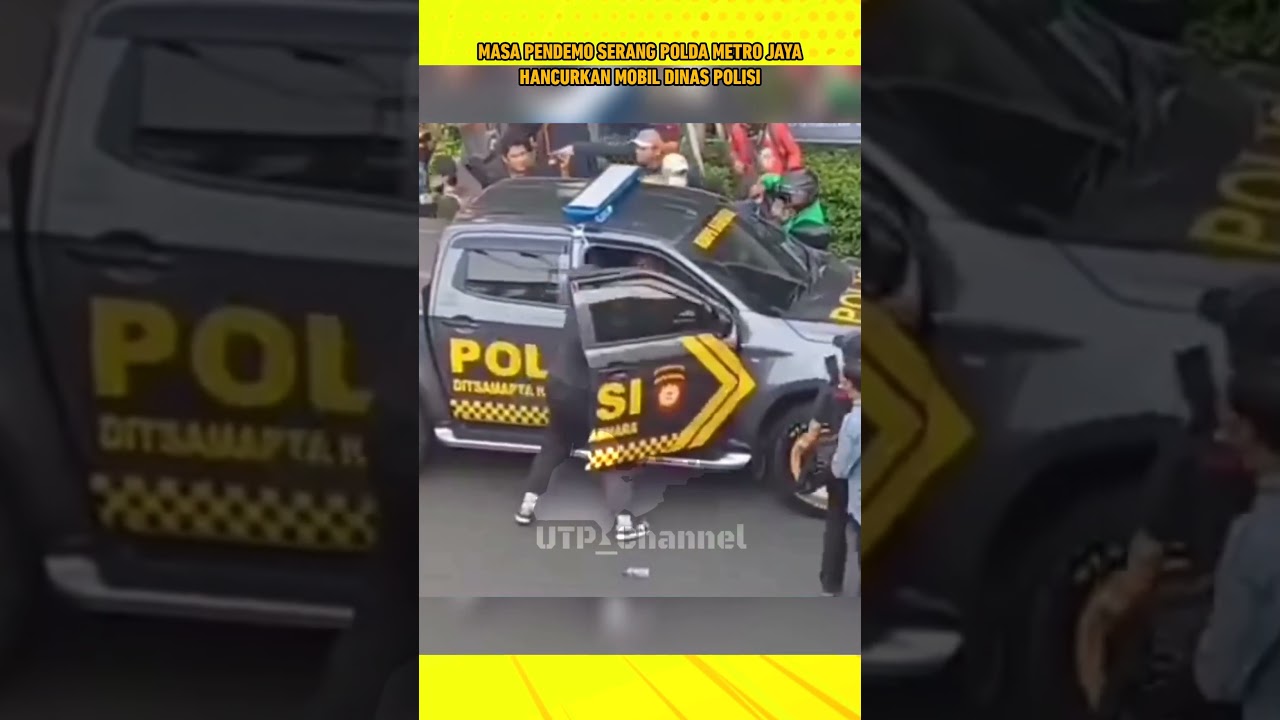 POLISI DI SERANG WARGA SAAT UNJUK RASA DEMO #shorts #tni #polisi #polisiindonesia #komando
