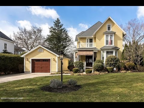 702 Susquehanna Avenue, West Pittston, PA home video tour