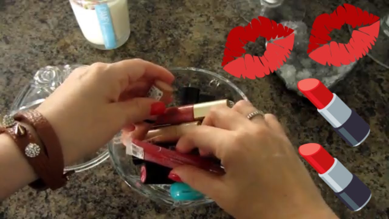 ASMR 💋 Lipstick Rummaging - Tapping, Cap Sounds - Soft Spoken