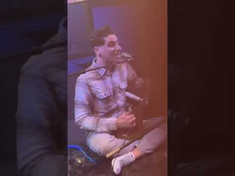 میلاد دمبوره آهنگ دره دره غم ره بره شیر بچه های خوشکل داره ببینیت و لذت ببرید   