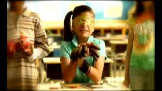 Famous Food Network - Sunny Anderson & Aida Mollenkamp Profile