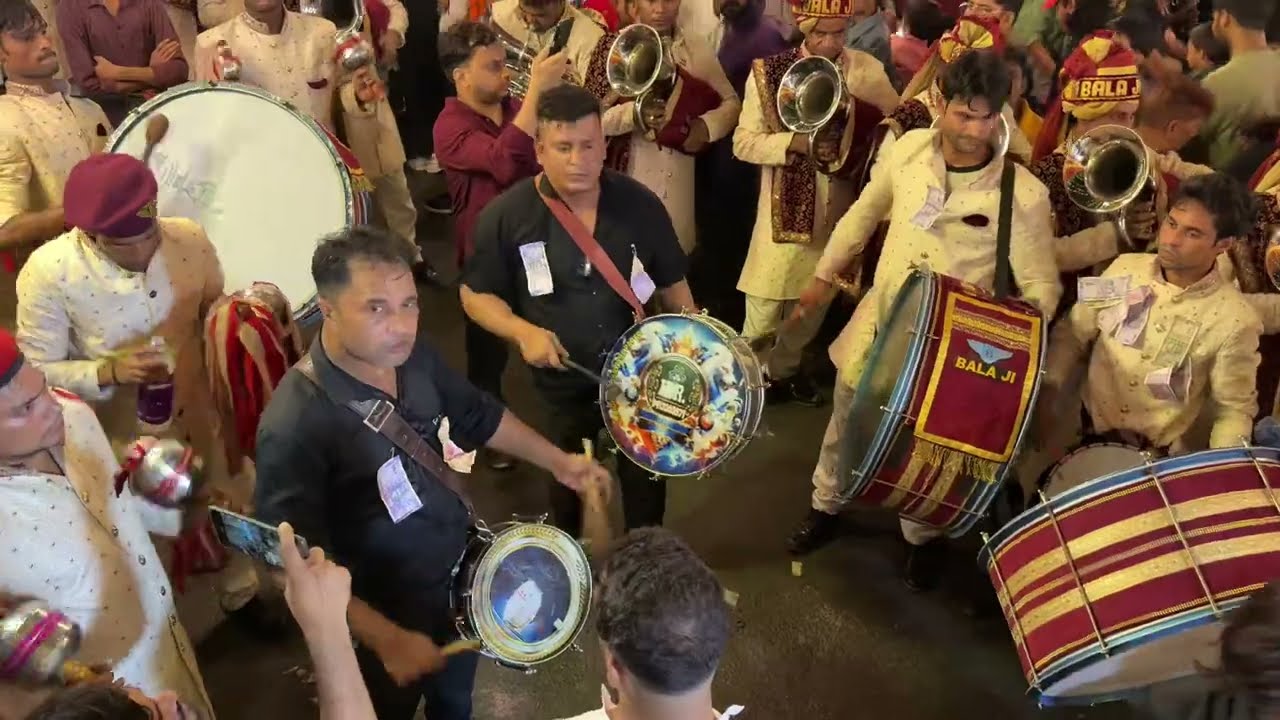 Aisa Jeevan Pyar Saja Jaise Phool Se Khushboo Aaye- Top Song👌 |Balaji Band Gurgaon|Durga Puja