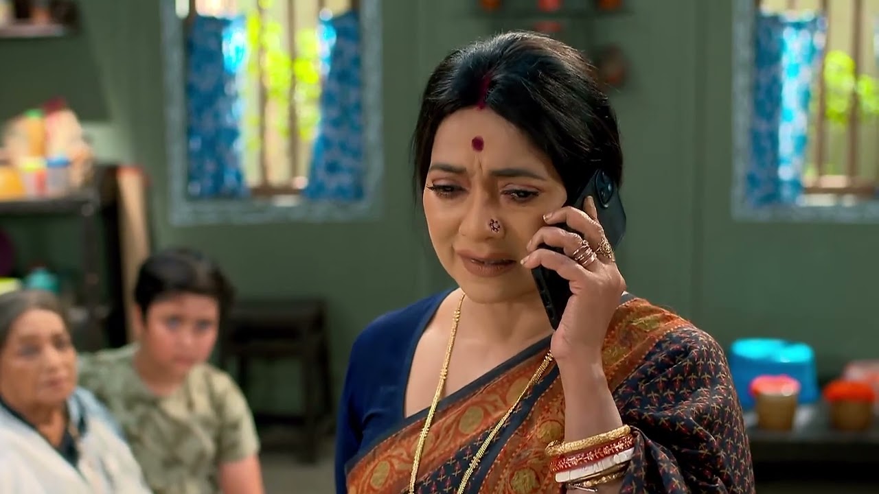 Puber Moyna - রাজারামের লোকরা কি খোঁজ পেয়ে গেল ময়না রোদ্দুরের!