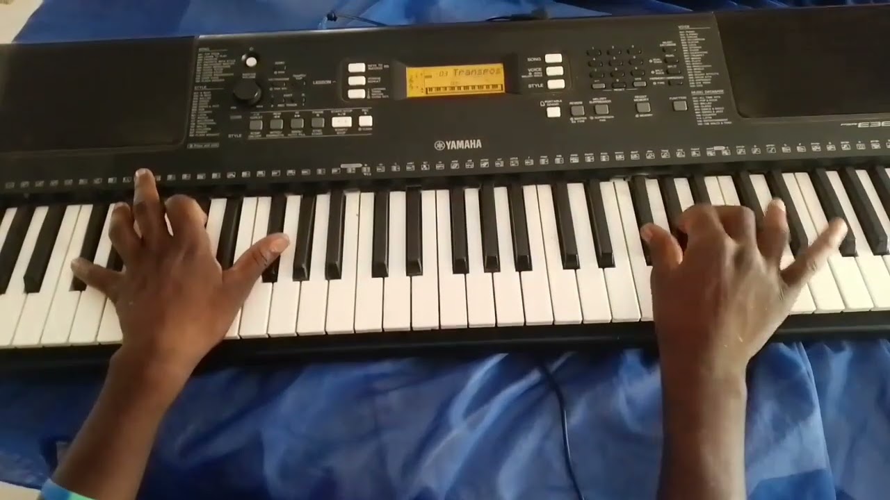 Chisendo kumutimaUcz choirmwelesa napapata Zambian Best gospel song   keyboard tutorial