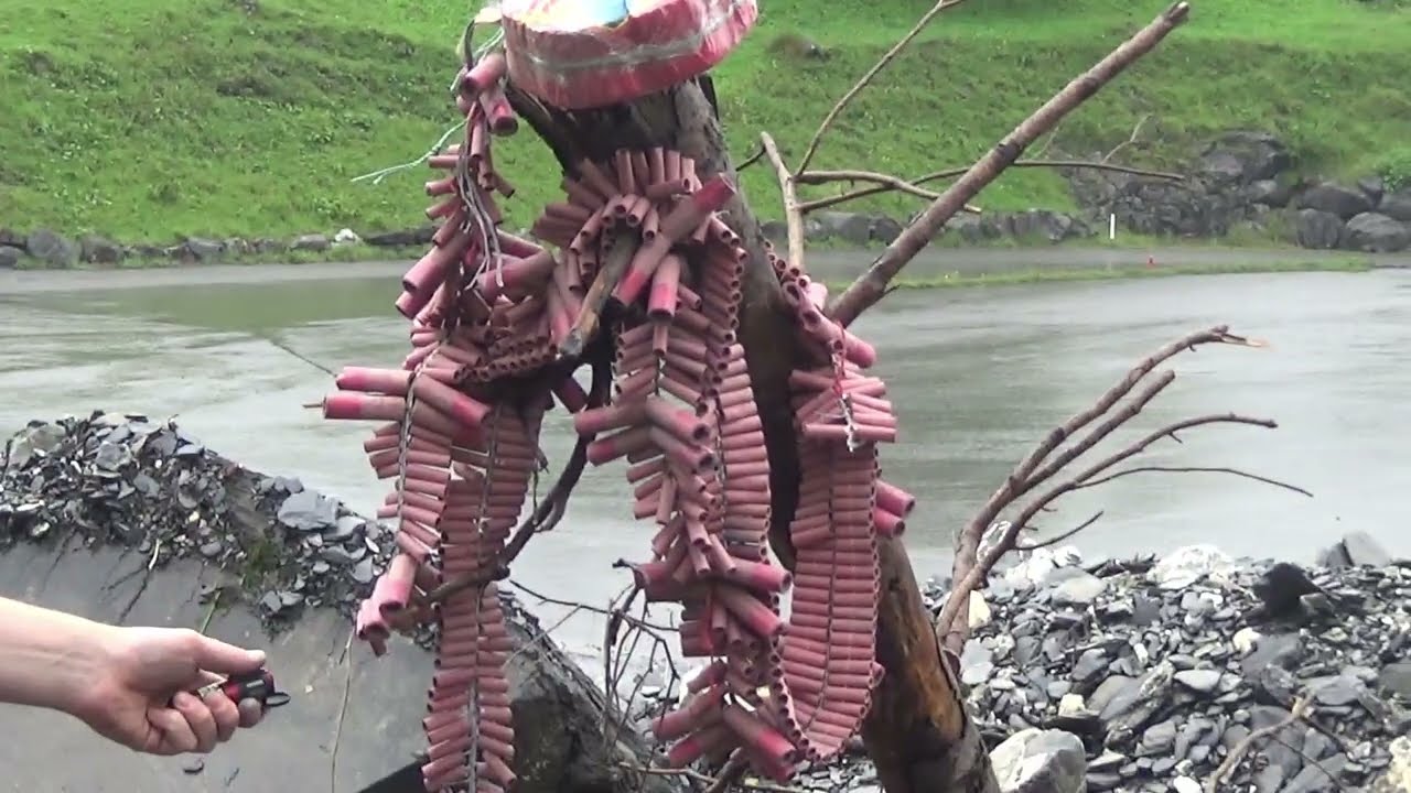 Horse Brand - Celebration Cracker 30000