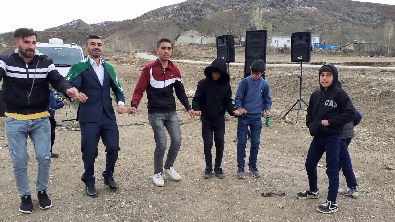 erzurum kayabasi koyu  can damat halay cekiyor