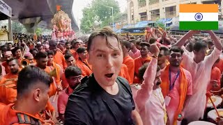 Foreigner Struggles In Lalbaugh Cha Raja Crowd In Mumbai India 🇮🇳