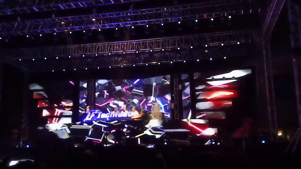 Tech fest IIT Bombay EDM Night - YouTube