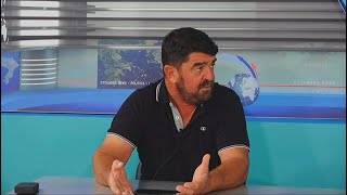 Ο ΑΝΤΙΔΗΜΑΡΧΟΣ ΚΑΘΑΡΙΟΤΗΤΑΣ ΓΙΑΝΝΗΣ ΡΟΥΣΣΟΣ ΣΤΟ ΚΑΝΑΛΙ ΤΗΣ ΣΑΝΤΟΡΙΝΗΣ