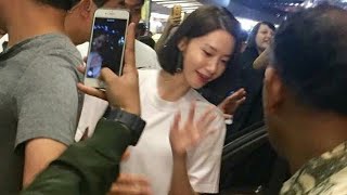 170928 Yoona Lim has arrived safely in Jakarta Airport for attending Innisfree Event. #Yoona #SNSD