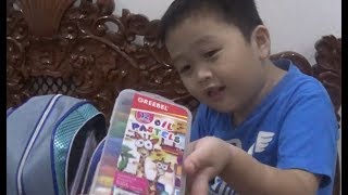 Dario Ikut Lomba Mewarnai di Sekolah dapat Crayon Greebel