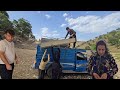 Nomadic migration. Family preparation for migration to a cold region.